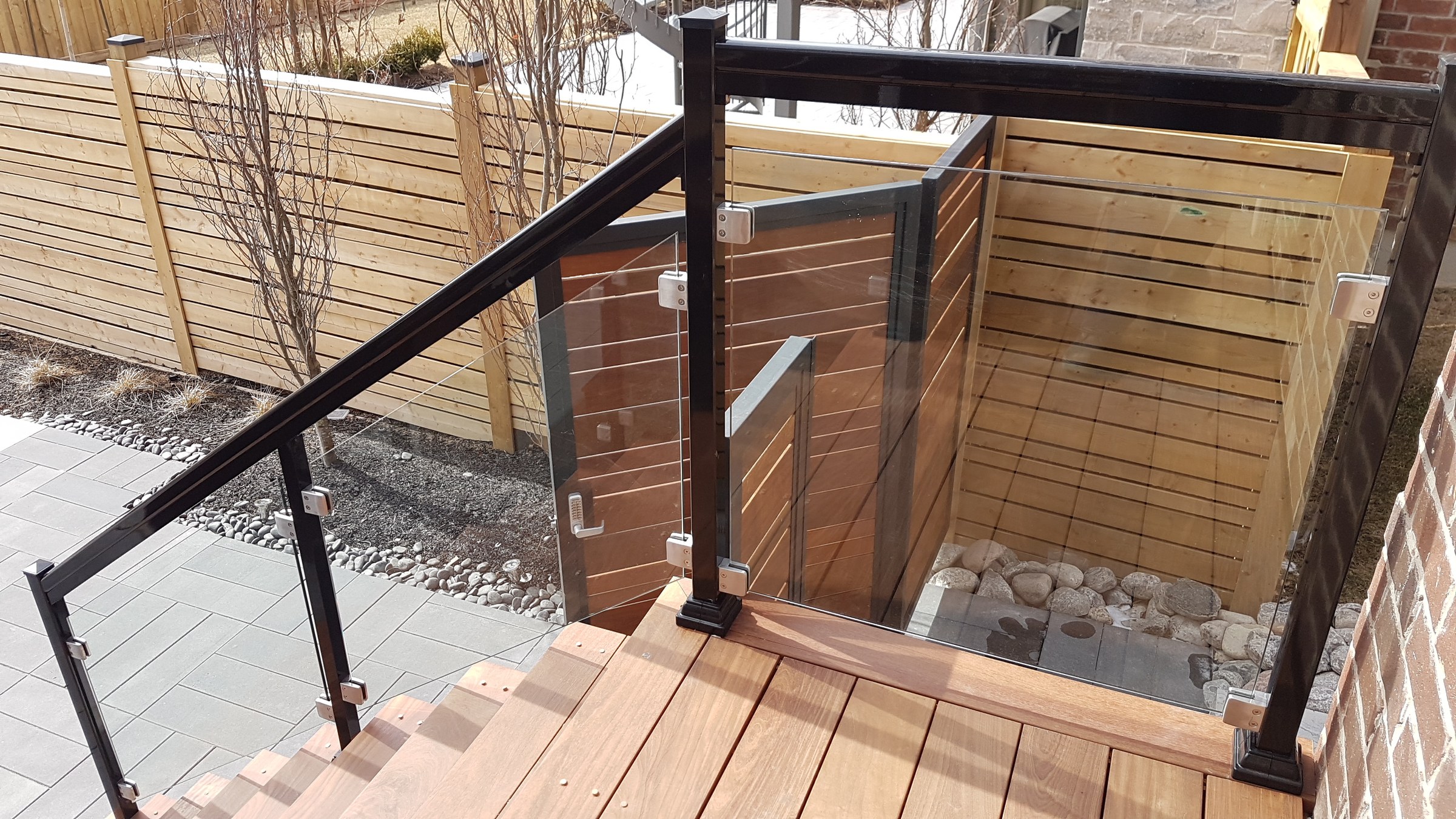 GRF2 — Frameless Glass — Spigots
